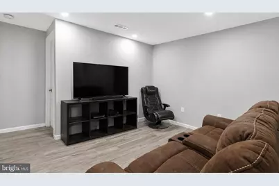 8611 35th Avenue, College Park, MD 20740 - Photo 11