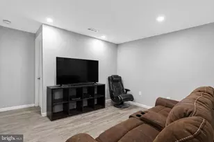 8611 35th Ave, College Park, MD 20740 - Photo 11