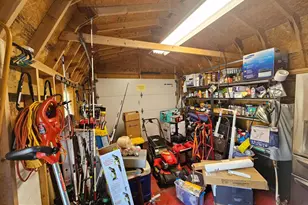 6405 Woodland Rd, Suitland, MD 20746 - Photo 19