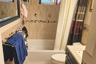 6405 Woodland Rd, Suitland, MD 20746 - Photo 11