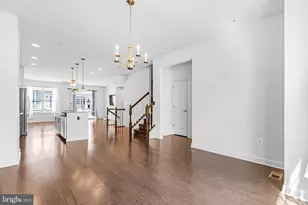 7308 Wood Pond Cir, Lanham, MD 20706 - Photo 9