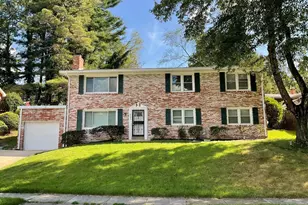 5103 Acorn Dr, Temple Hills, MD 20748 - Photo 1