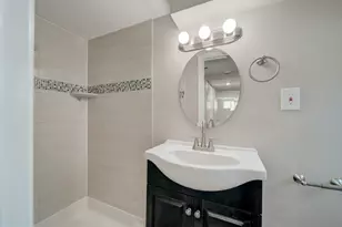 4217 Vine St, Capitol Heights, MD 20743 - Photo 35
