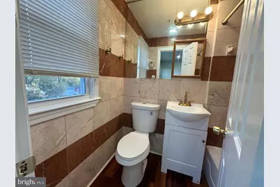 6200 54th Pl #11, Riverdale, MD 20737 - Photo 7