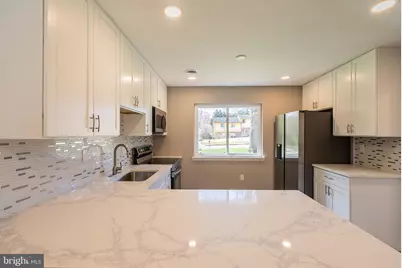 402 Warburton Oaks Drive, Fort Washington, MD 20744 - Photo 3