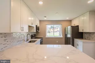 402 Warburton Oaks Dr, Fort Washington, MD 20744 - Photo 3