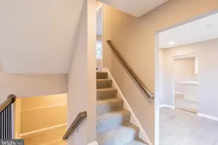 402 Warburton Oaks Dr, Fort Washington, MD 20744 - Photo 17