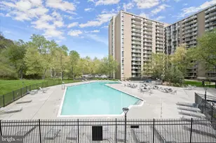 6100 Westchester Park Dr, College Park, MD 20740 - Photo 7