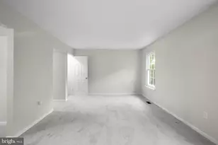 1205 Portabello Ct, Oxon Hill, MD 20745 - Photo 9