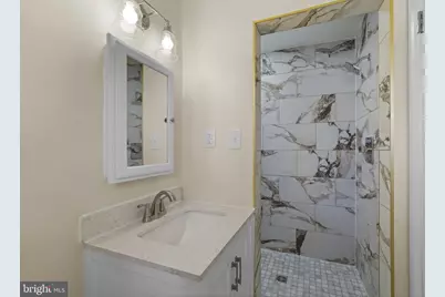 8405 Ravenswood, New Carrollton, MD 20784 - Photo 23