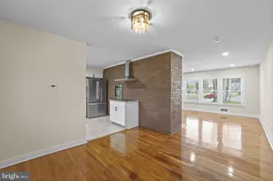 8405 Ravenswood, New Carrollton, MD 20784 - Photo 15