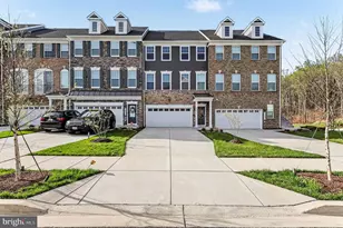 10878 Foxtrot Cir, Upper Marlboro, MD 20772 - Photo 5