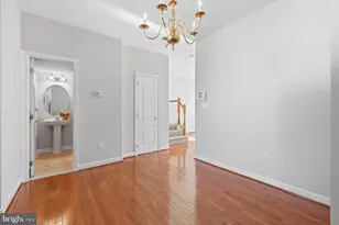 4210 Talmadge Cir, Suitland, MD 20746 - Photo 9