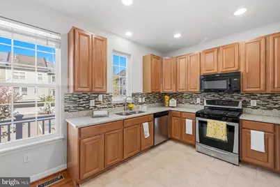 4210 Talmadge Circle, Suitland, MD 20746 - Photo 13