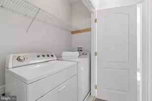 4210 Talmadge Cir, Suitland, MD 20746 - Photo 27