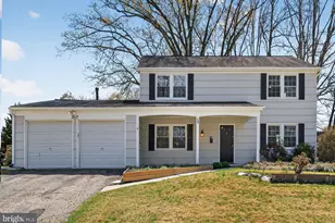 3611 Violetwood Pl, Bowie, MD 20715 - Photo 5