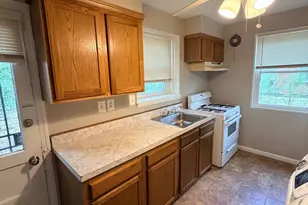 2220 Gaylord Dr, Suitland, MD 20746 - Photo 9