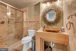 16901 Federal Hill Ct, Bowie, MD 20716 - Photo 49