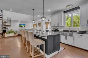 16901 Federal Hill Ct, Bowie, MD 20716 - Photo 17