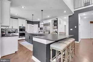 16901 Federal Hill Ct, Bowie, MD 20716 - Photo 15