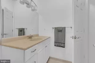 16901 Federal Hill Ct, Bowie, MD 20716 - Photo 39