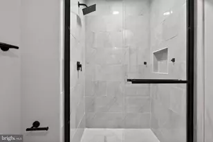 7509 Courtney Pl, Landover, MD 20785 - Photo 23