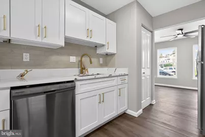 7509 Courtney Place, Landover, MD 20785 - Photo 11
