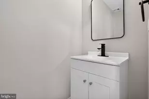 7509 Courtney Pl, Landover, MD 20785 - Photo 15