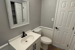 9708 Lake Pointe Ct, Upper Marlboro, MD 20774 - Photo 5