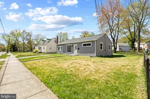 9622 Narragansett Pkwy, College Park, MD 20740 - Photo 3