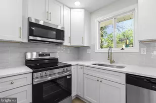 6604 Valley Park Rd, Capitol Heights, MD 20743 - Photo 13