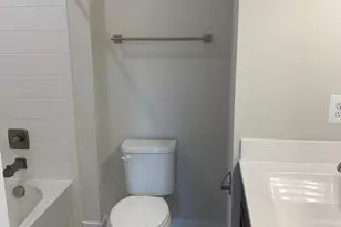 4913 Crest View Dr, Hyattsville, MD 20782 - Photo 11