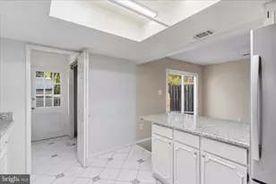 12774 Midwood Ln, Bowie, MD 20715 - Photo 11