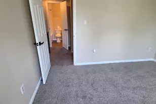 904 Finch Dr, Landover, MD 20785 - Photo 33