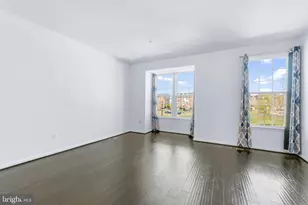 5365 S Center Dr, Greenbelt, MD 20770 - Photo 15