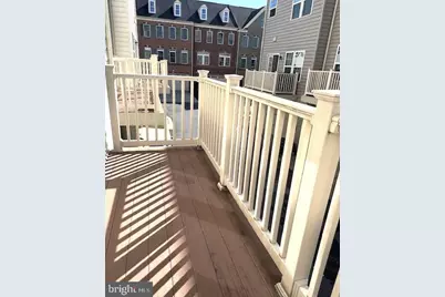 5365 S Center Drive, Greenbelt, MD 20770 - Photo 9