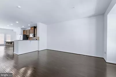 5365 S Center Drive, Greenbelt, MD 20770 - Photo 17