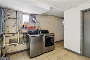 6410 White Oak Ave, Temple Hills, MD 20748 - Photo 37