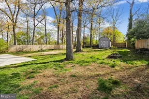 6410 White Oak Ave, Temple Hills, MD 20748 - Photo 35