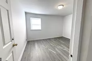 9906 Lanham Severn Rd, Lanham, MD 20706 - Photo 11