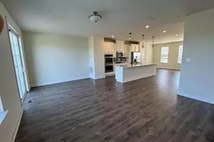 9704 Glassy Creek Way, Upper Marlboro, MD 20772 - Photo 5