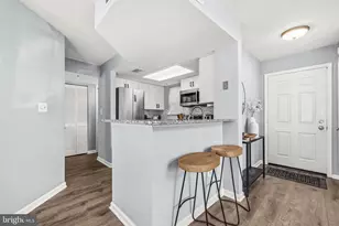 14042 Vista Dr, Laurel, MD 20707 - Photo 9