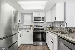 14042 Vista Dr, Laurel, MD 20707 - Photo 11