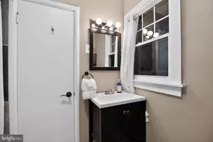 216 Careybrook Ln, Oxon Hill, MD 20745 - Photo 15