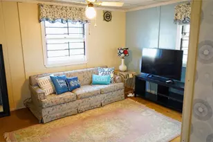 8301 Legation Rd, Hyattsville, MD 20784 - Photo 13