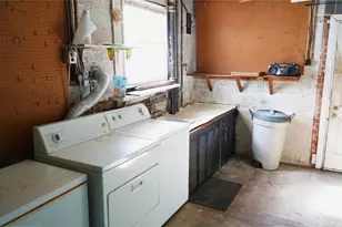 8301 Legation Rd, Hyattsville, MD 20784 - Photo 19