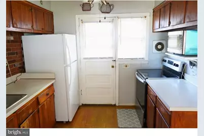 8301 Legation Road, Hyattsville, MD 20784 - Photo 5