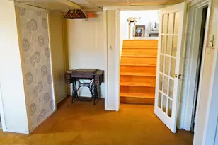 8301 Legation Rd, Hyattsville, MD 20784 - Photo 17