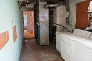 8301 Legation Rd, Hyattsville, MD 20784 - Photo 21