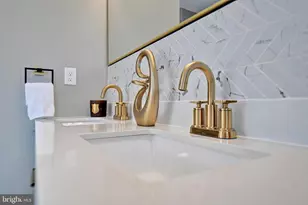 5008 Tuckerman St, Riverdale, MD 20737 - Photo 11